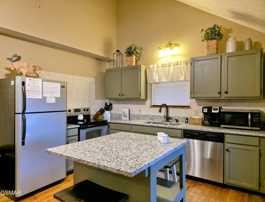 Sevierville, Tennessee, 37876, United States, 3 Bedrooms Bedrooms, ,2 BathroomsBathrooms,Residential,Forsale,1936698