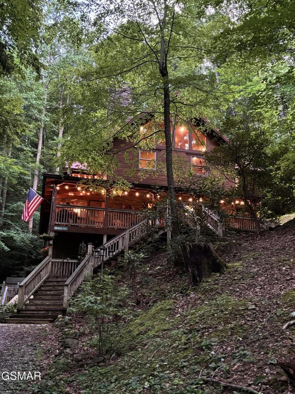 Sevierville, Tennessee, 37862, United States, 2 Bedrooms Bedrooms, ,2 BathroomsBathrooms,Residential,Forsale,1999460