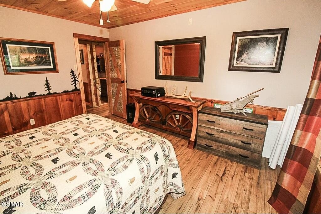 Sevierville, Tennessee, 37862, United States, 3 Bedrooms Bedrooms, ,3 BathroomsBathrooms,Residential,Forsale,1893748