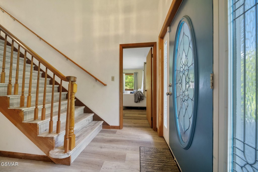 Gatlinburg, Tennessee, 37738, United States, 4 Bedrooms Bedrooms, ,3 BathroomsBathrooms,Residential,Forsale,1971875