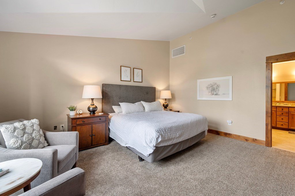 Donnelly, Idaho, 83615, United States, 2 Bedrooms Bedrooms, ,2 BathroomsBathrooms,Residential,Forsale,1946198