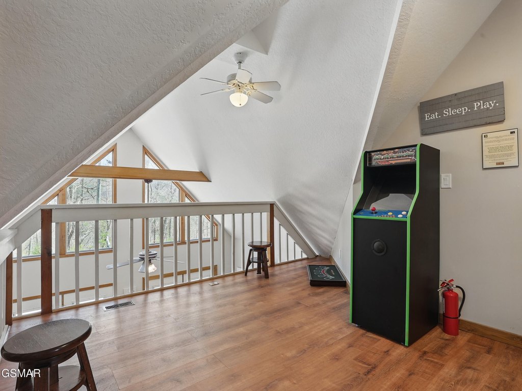 Sevierville, Tennessee, 37862, United States, 4 Bedrooms Bedrooms, ,4 BathroomsBathrooms,Residential,Forsale,1942455