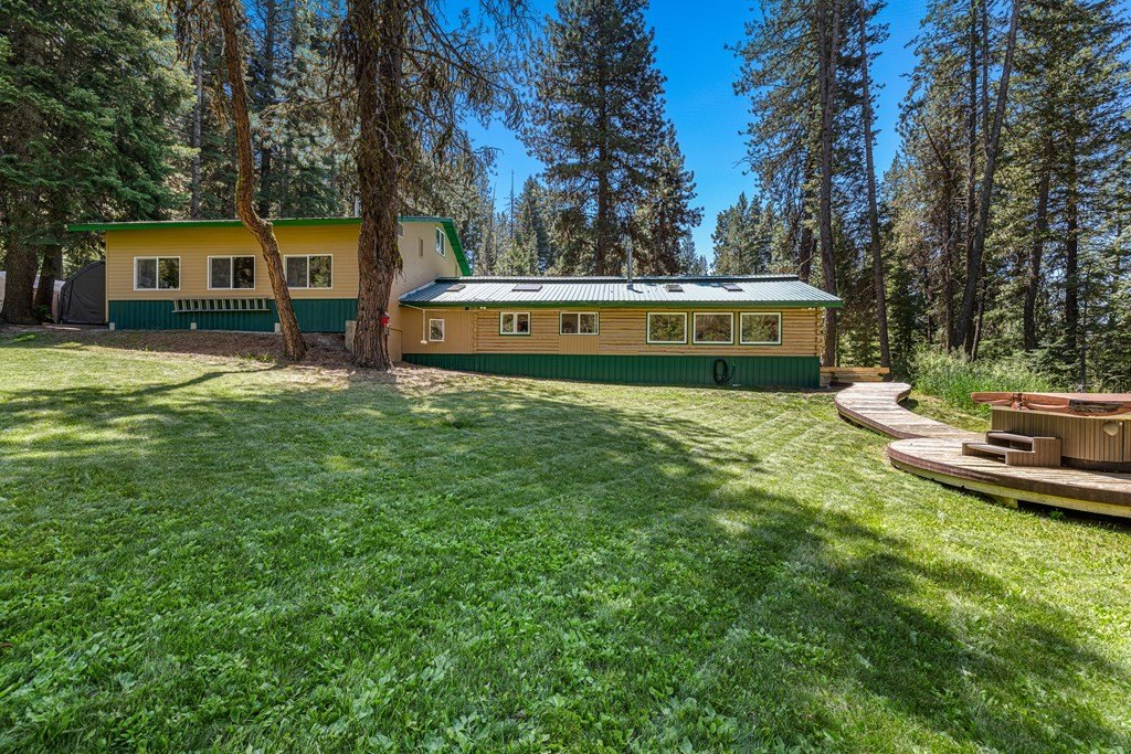 McCall, Idaho, 83638, United States, 2 Bedrooms Bedrooms, ,2 BathroomsBathrooms,Residential,Forsale,1946183