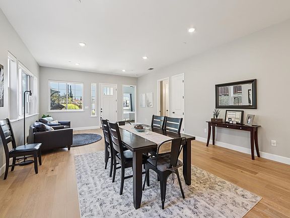 Santa Rosa, California, 95403, United States, 3 Bedrooms Bedrooms, ,3 BathroomsBathrooms,Residential,Forsale,1934066