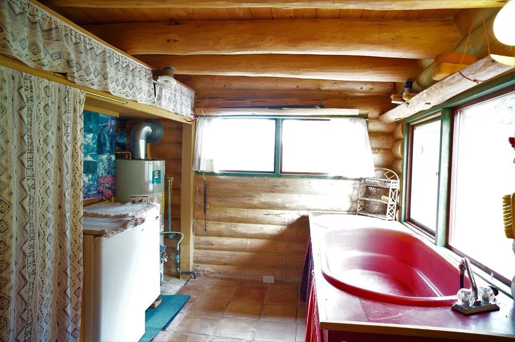 New Meadows, Idaho, 83654, United States, 2 Bedrooms Bedrooms, ,2 BathroomsBathrooms,Residential,Forsale,1889391