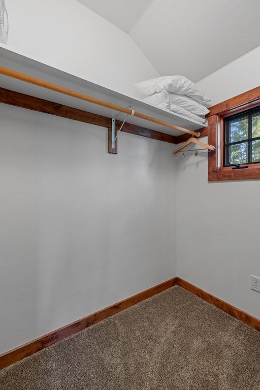 Donnelly, Idaho, 83615, United States, 2 Bedrooms Bedrooms, ,2.5 BathroomsBathrooms,Residential,Forsale,1889377