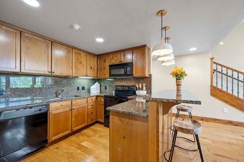 Donnelly, Idaho, 83615, United States, 2 Bedrooms Bedrooms, ,2 BathroomsBathrooms,Residential,Forsale,1946198