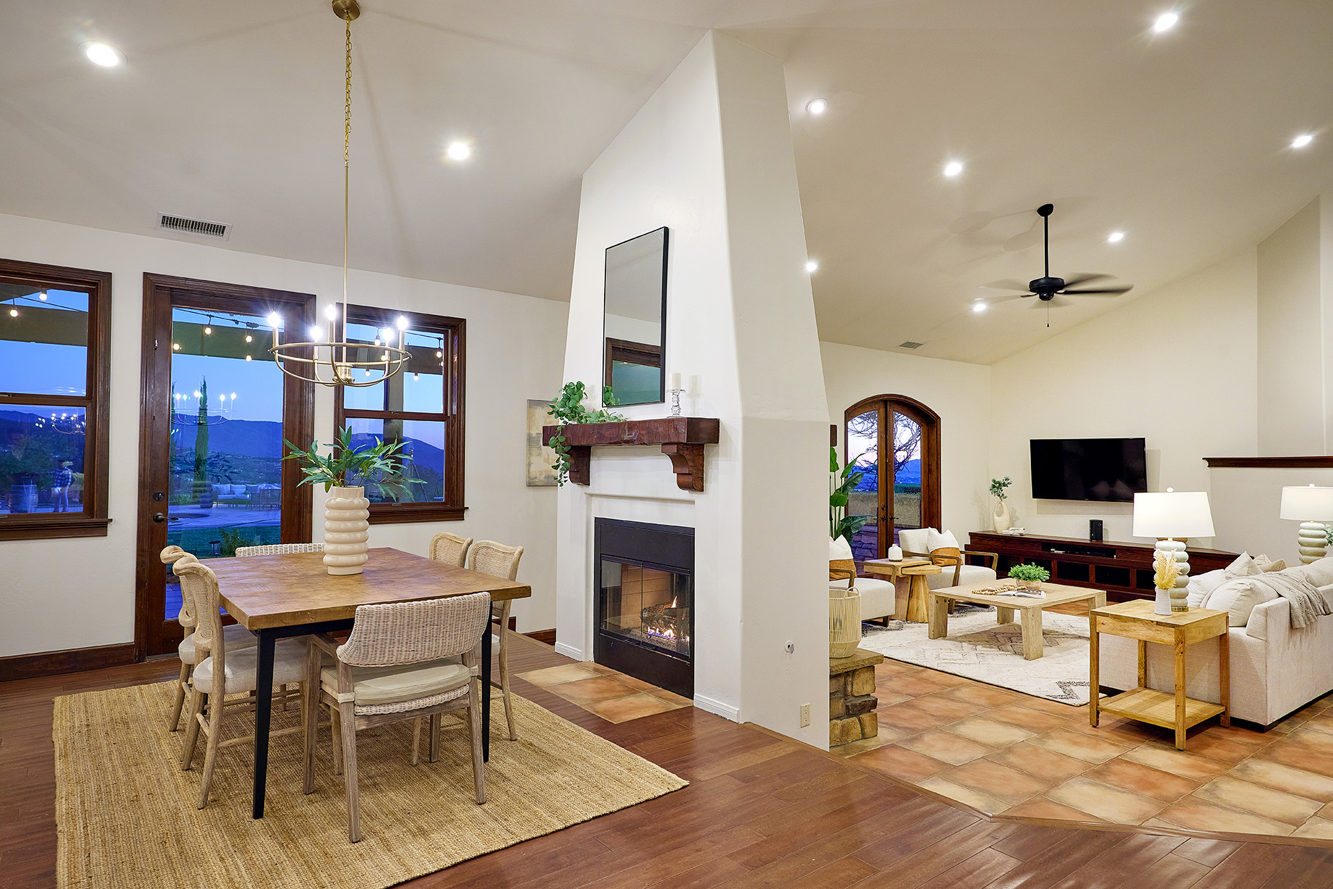 Temecula, California, 92592, United States, 5 Bedrooms Bedrooms, ,4 BathroomsBathrooms,Residential,Forsale,1941476