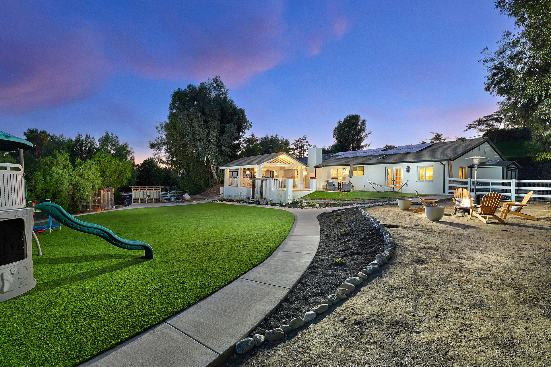 Temecula, California, 92591, United States, 4 Bedrooms Bedrooms, ,2 BathroomsBathrooms,Residential,Forsale,1941477