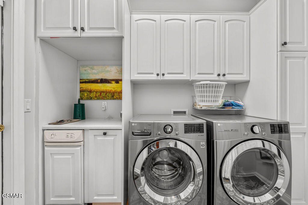 Sevierville, Tennessee, 37862, United States, 4 Bedrooms Bedrooms, ,4 BathroomsBathrooms,Residential,Forsale,1999437