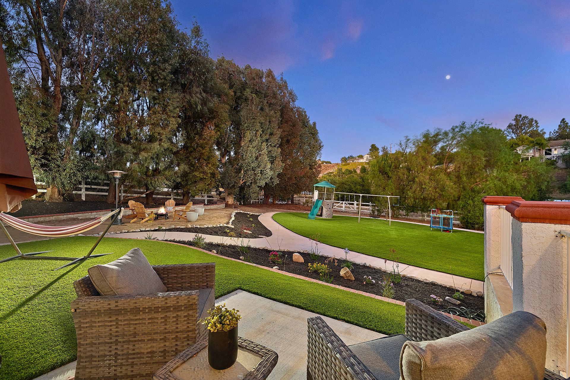 Temecula, California, 92591, United States, 4 Bedrooms Bedrooms, ,2 BathroomsBathrooms,Residential,Forsale,1941477