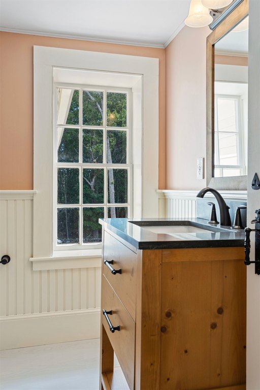 North Hampton, New Hampshire, 03862, United States, 3 Bedrooms Bedrooms, ,2.5 BathroomsBathrooms,Residential,Forsale,1952897
