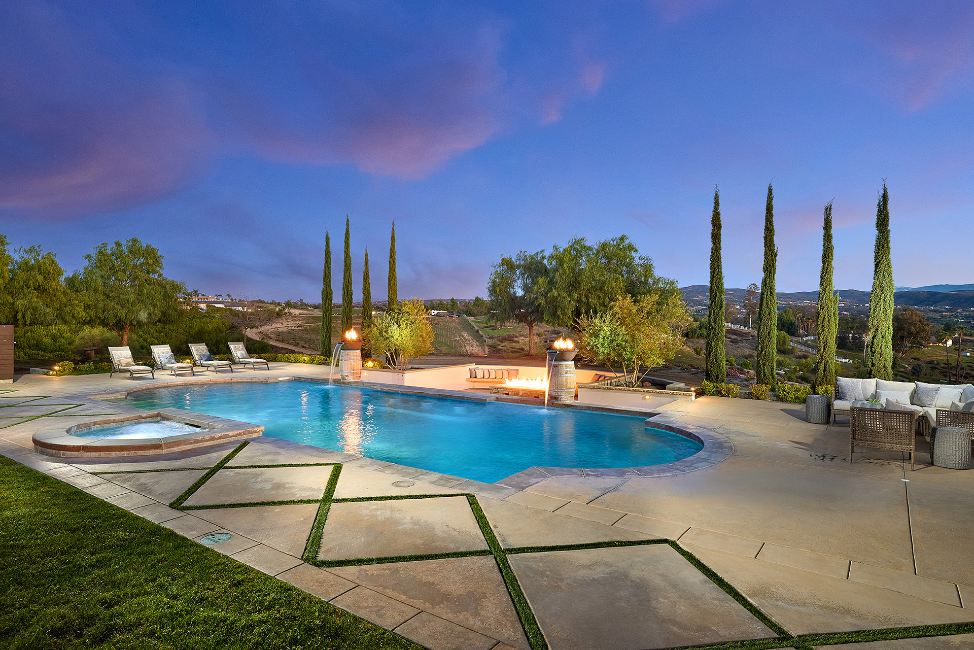 Temecula, California, 92592, United States, 5 Bedrooms Bedrooms, ,4 BathroomsBathrooms,Residential,Forsale,1941476