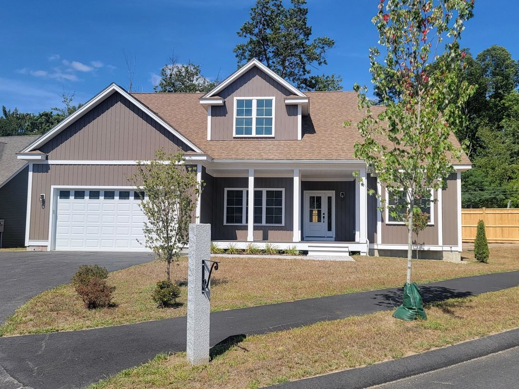 Laconia, New Hampshire, 03246, United States, 3 Bedrooms Bedrooms, ,2.5 BathroomsBathrooms,Residential,Forsale,1952892