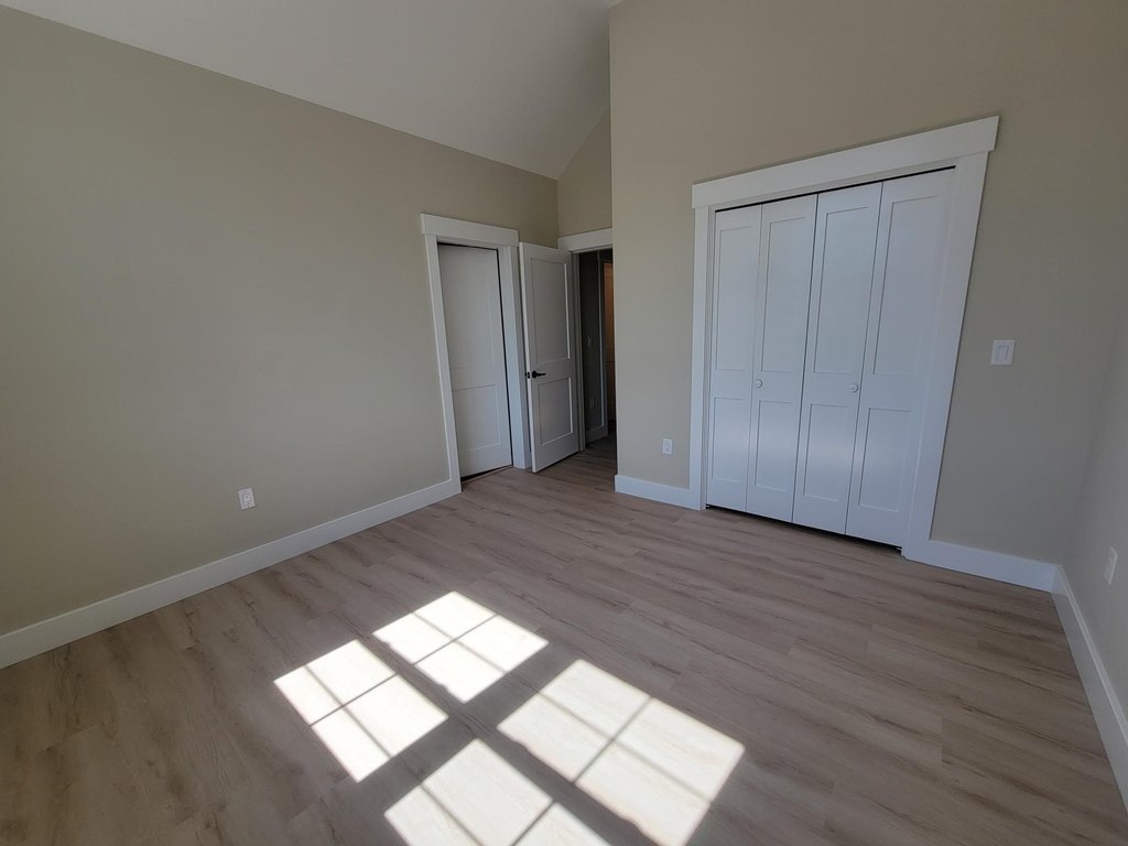 Laconia, New Hampshire, 03246, United States, 3 Bedrooms Bedrooms, ,2.5 BathroomsBathrooms,Residential,Forsale,1952892