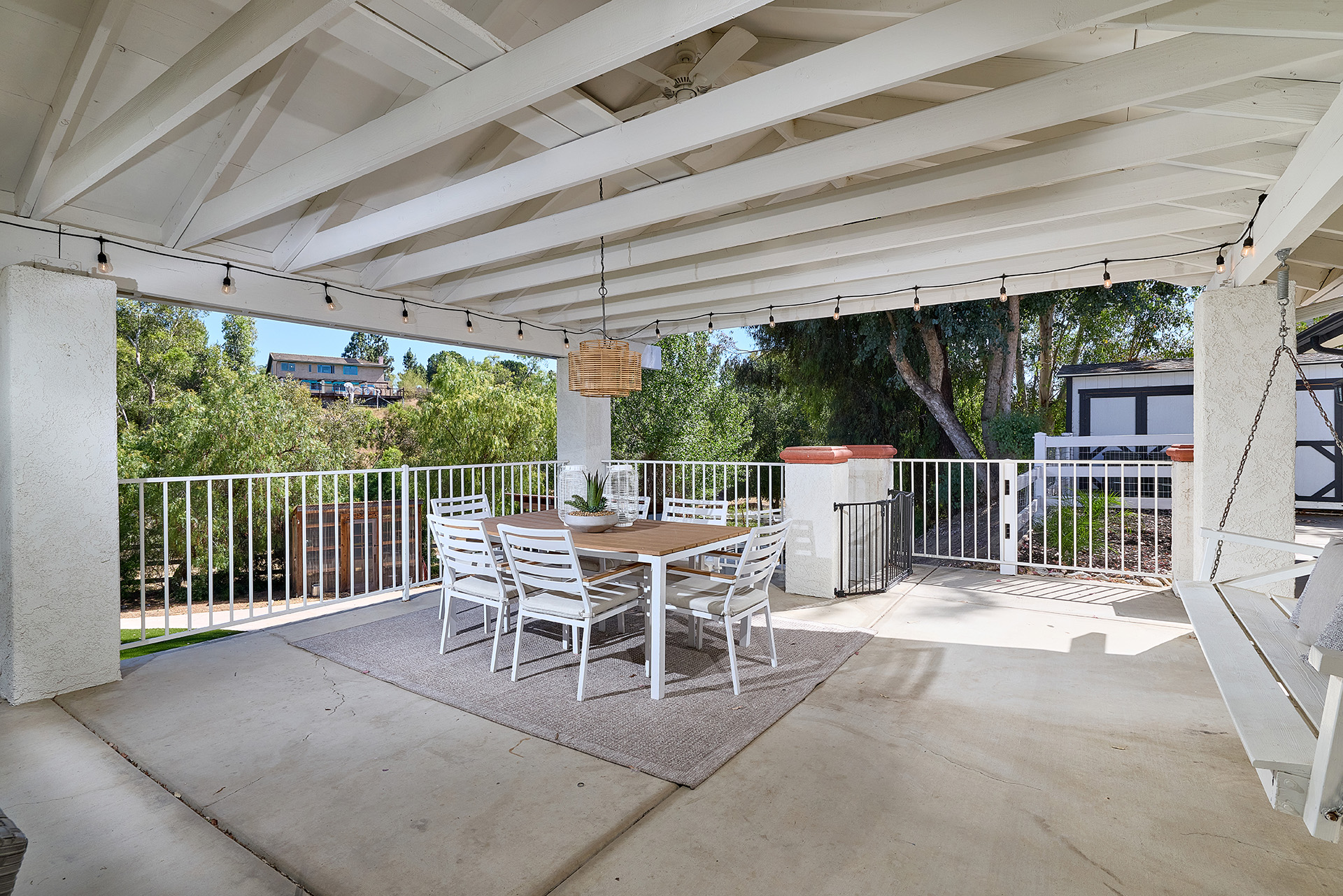 Temecula, California, 92591, United States, 4 Bedrooms Bedrooms, ,2 BathroomsBathrooms,Residential,Forsale,1941477