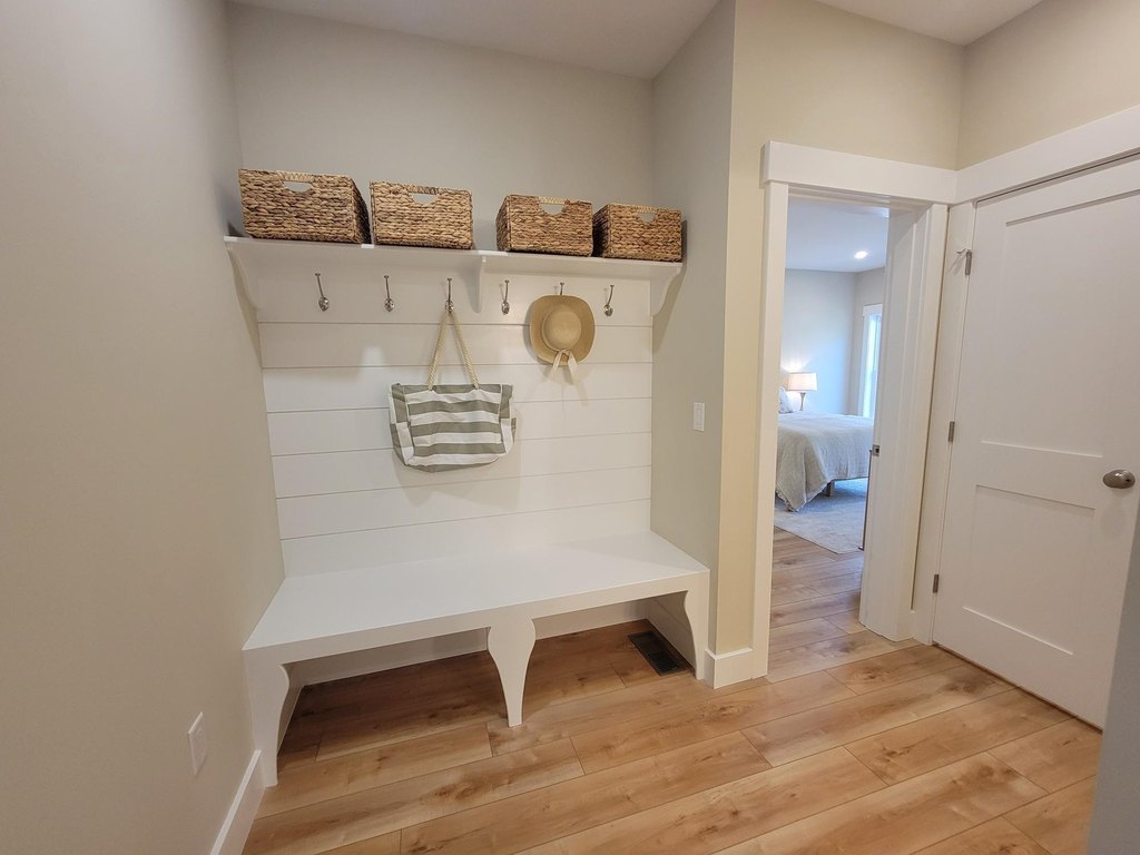 Laconia, New Hampshire, 03246, United States, 3 Bedrooms Bedrooms, ,2.5 BathroomsBathrooms,Residential,Forsale,1952891