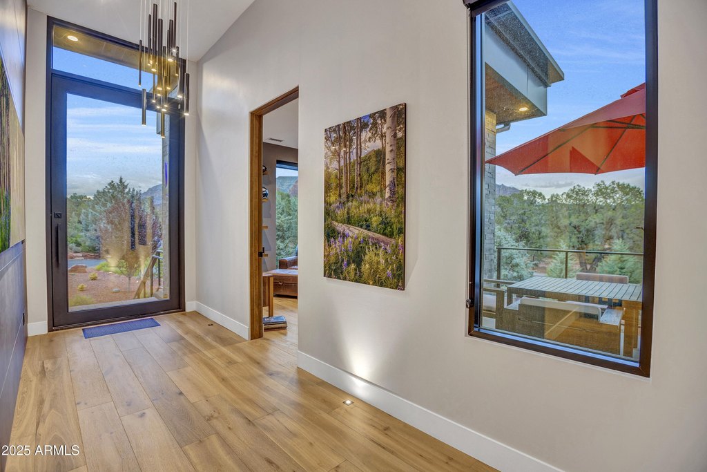 Sedona, Arizona, 86336, United States, 5 Bedrooms Bedrooms, ,3 BathroomsBathrooms,Residential,Forsale,1946092