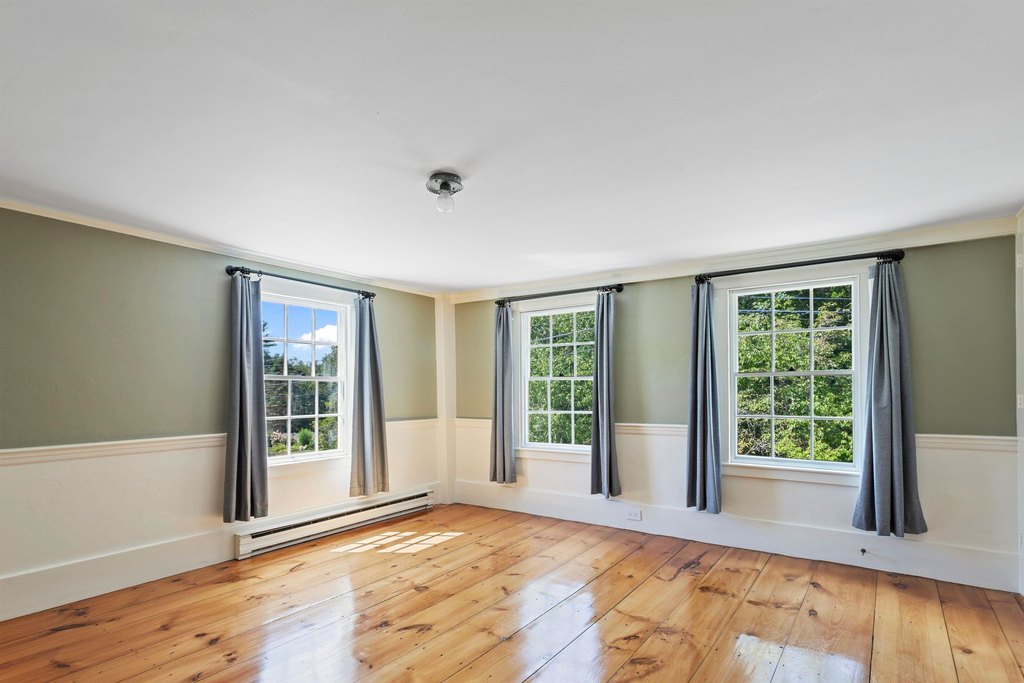 North Hampton, New Hampshire, 03862, United States, 3 Bedrooms Bedrooms, ,2.5 BathroomsBathrooms,Residential,Forsale,1952897