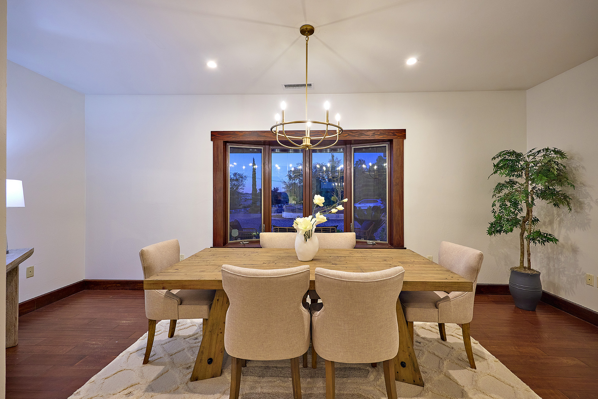 Temecula, California, 92592, United States, 5 Bedrooms Bedrooms, ,4 BathroomsBathrooms,Residential,Forsale,1941476