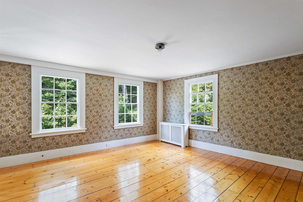 North Hampton, New Hampshire, 03862, United States, 3 Bedrooms Bedrooms, ,2.5 BathroomsBathrooms,Residential,Forsale,1952897