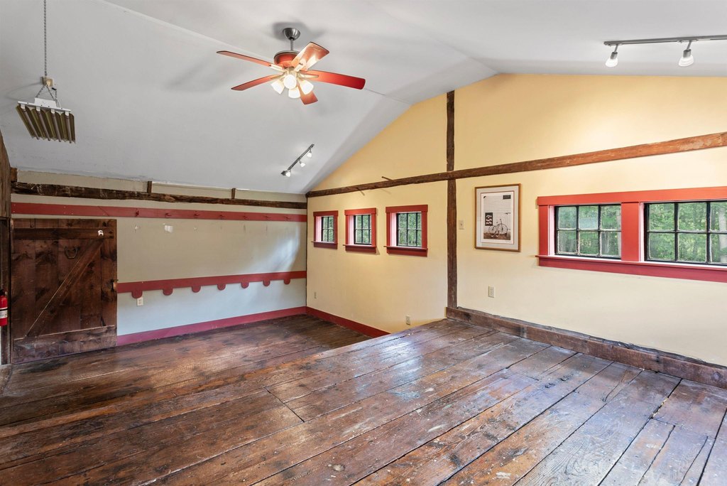 North Hampton, New Hampshire, 03862, United States, 3 Bedrooms Bedrooms, ,2.5 BathroomsBathrooms,Residential,Forsale,1952897