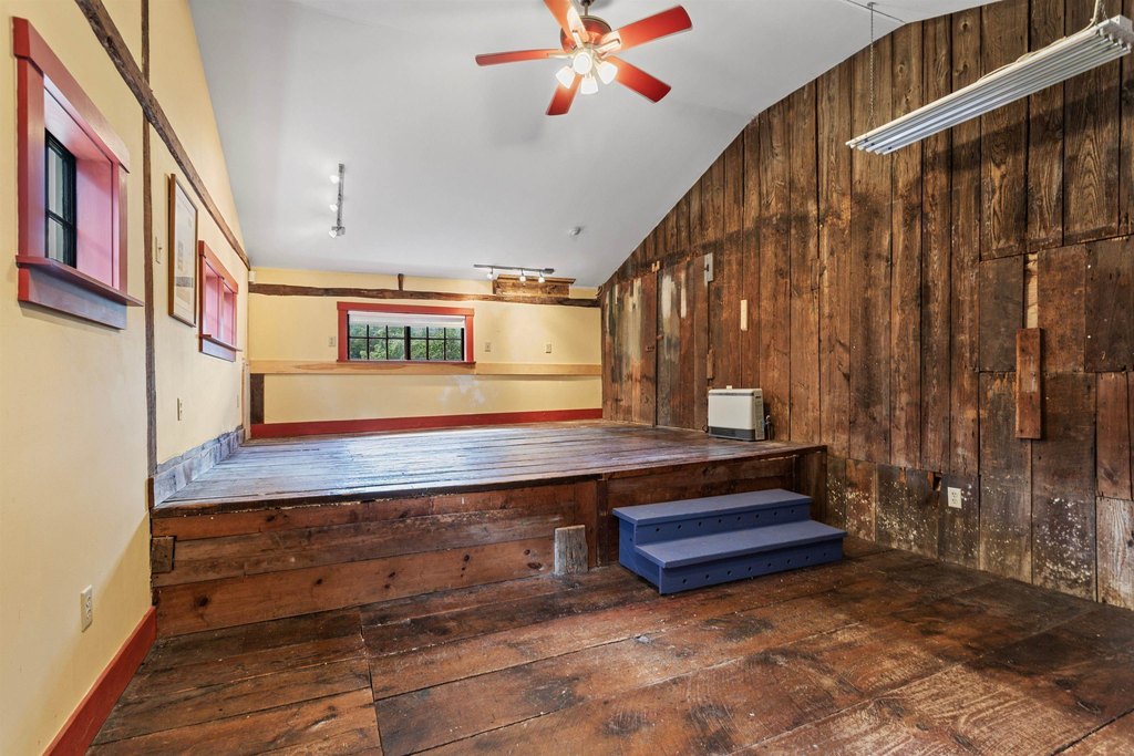 North Hampton, New Hampshire, 03862, United States, 3 Bedrooms Bedrooms, ,2.5 BathroomsBathrooms,Residential,Forsale,1952897