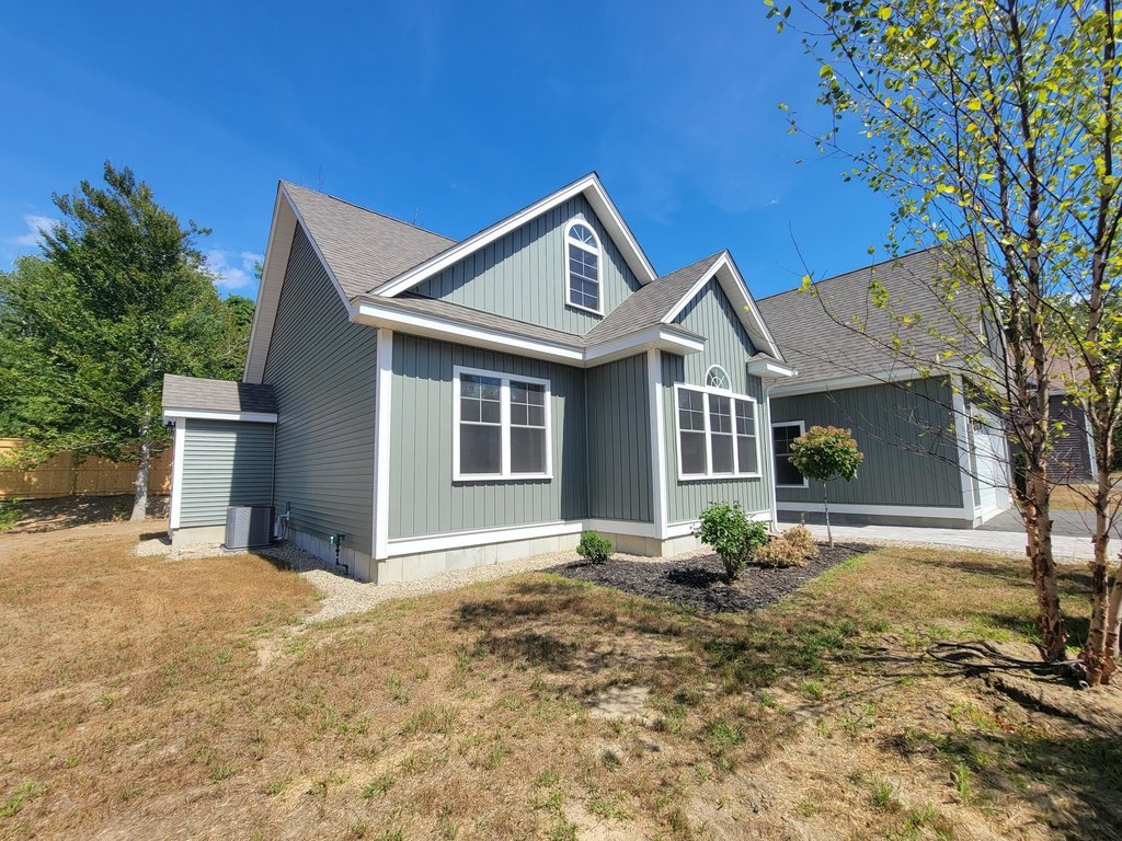 Laconia, New Hampshire, 03246, United States, 3 Bedrooms Bedrooms, ,2.5 BathroomsBathrooms,Residential,Forsale,1952893