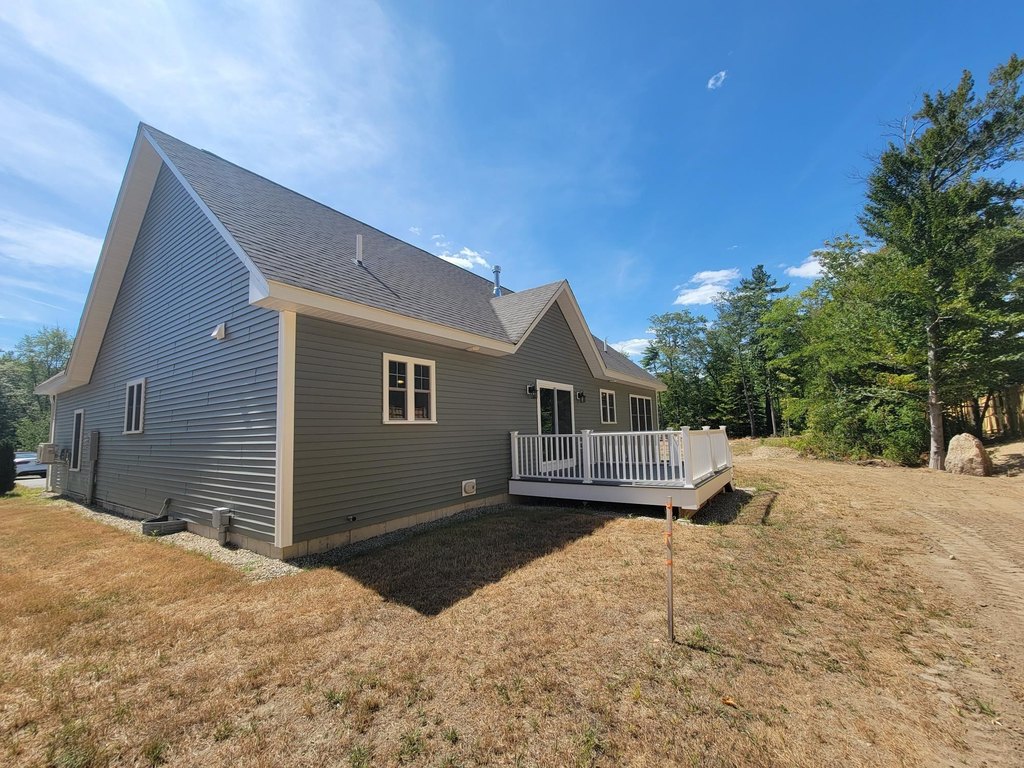 Laconia, New Hampshire, 03246, United States, 3 Bedrooms Bedrooms, ,2.5 BathroomsBathrooms,Residential,Forsale,1952893