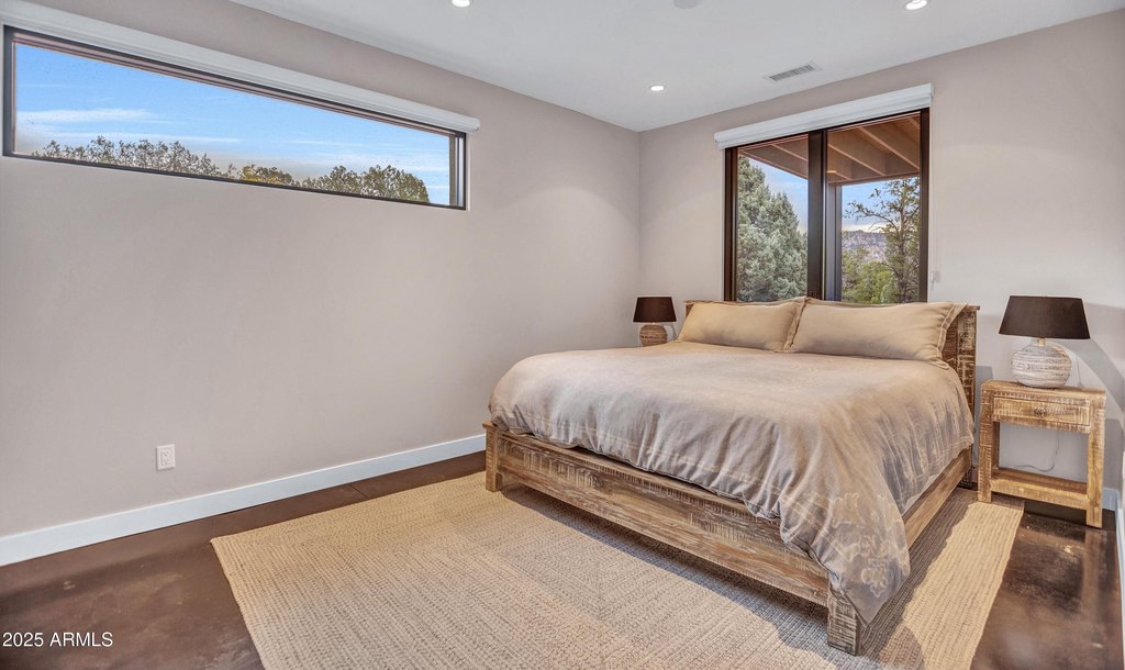 Sedona, Arizona, 86336, United States, 5 Bedrooms Bedrooms, ,3 BathroomsBathrooms,Residential,Forsale,1946092