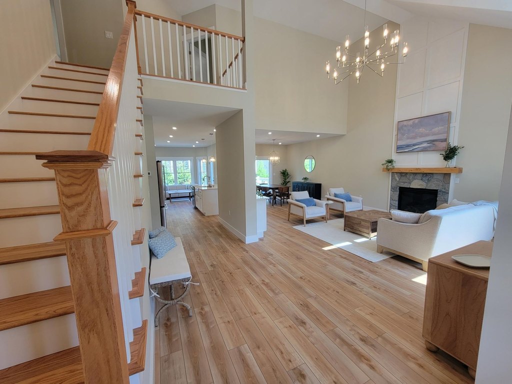 Laconia, New Hampshire, 03246, United States, 3 Bedrooms Bedrooms, ,2.5 BathroomsBathrooms,Residential,Forsale,1952891