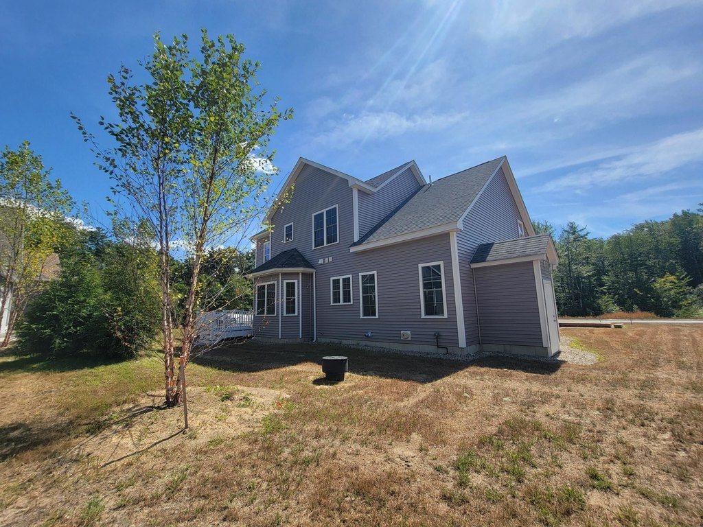 Laconia, New Hampshire, 03246, United States, 3 Bedrooms Bedrooms, ,2.5 BathroomsBathrooms,Residential,Forsale,1952891