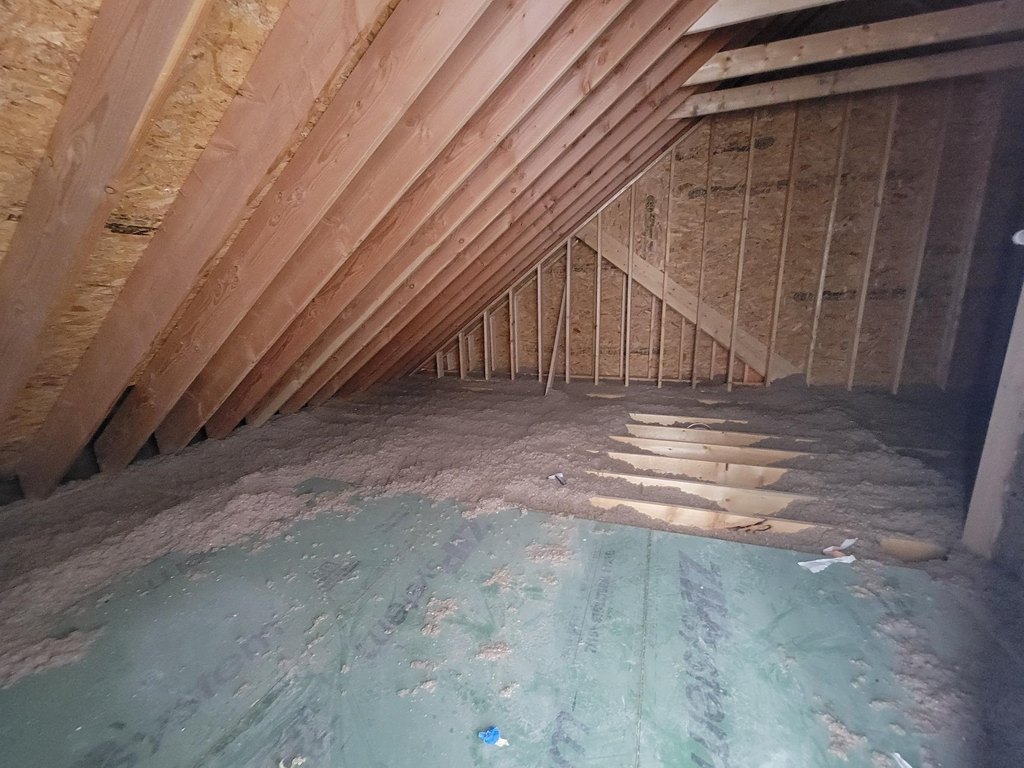 Laconia, New Hampshire, 03246, United States, 3 Bedrooms Bedrooms, ,2.5 BathroomsBathrooms,Residential,Forsale,1952892