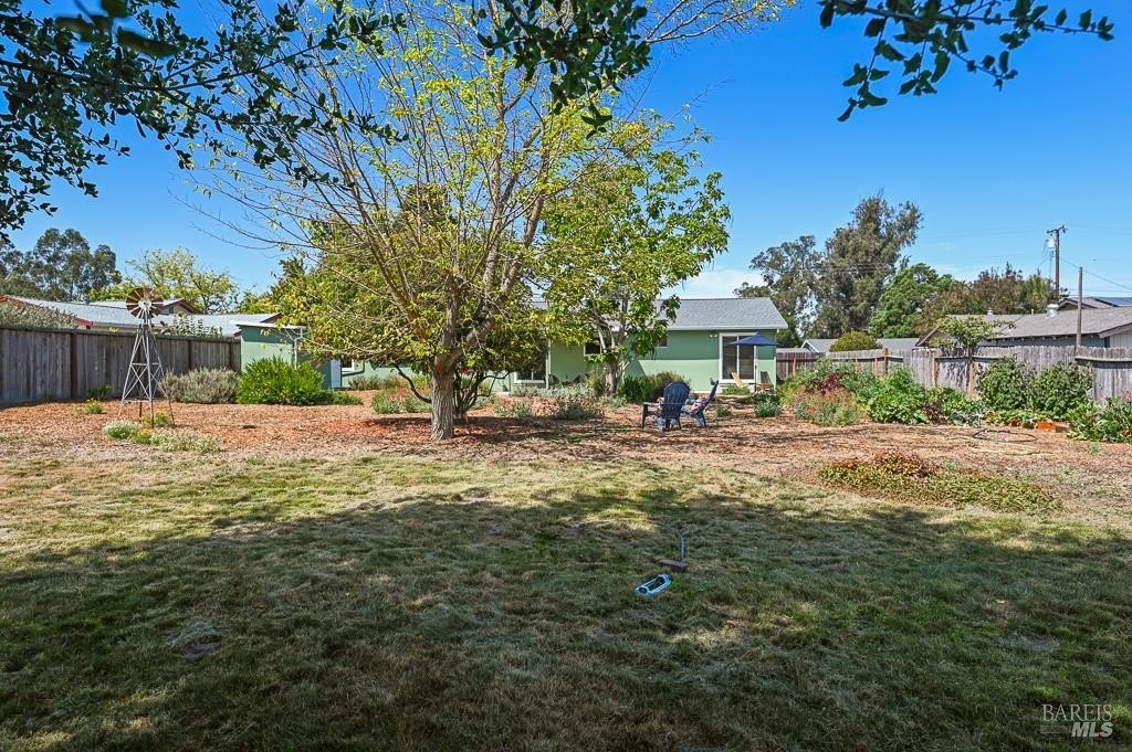 Sebastopol, California, 95472, United States, 3 Bedrooms Bedrooms, ,1 BathroomBathrooms,Residential,Forsale,1985939