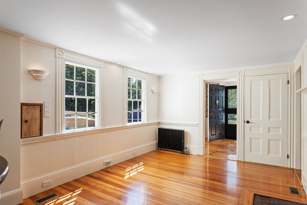 North Hampton, New Hampshire, 03862, United States, 3 Bedrooms Bedrooms, ,2.5 BathroomsBathrooms,Residential,Forsale,1952897