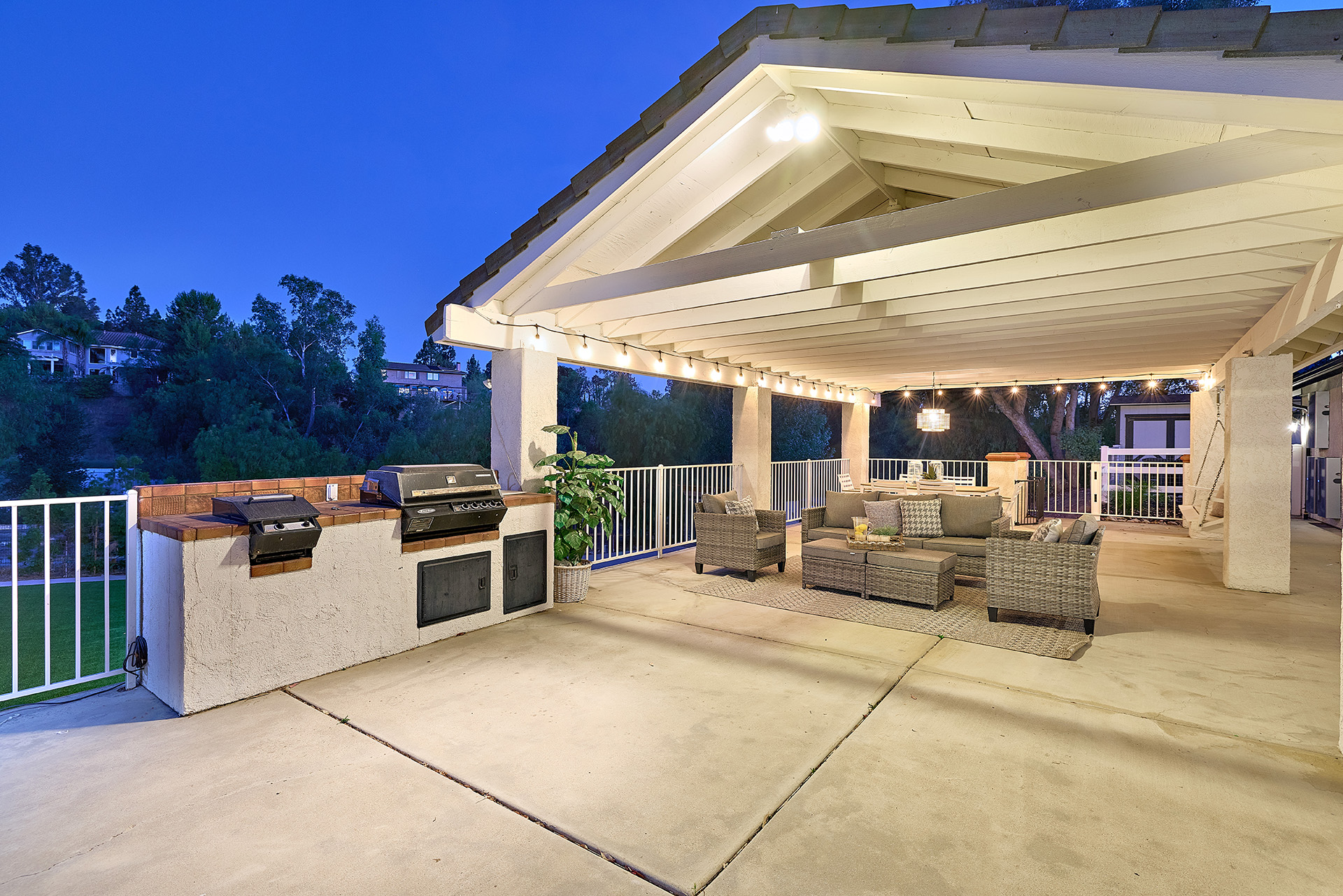 Temecula, California, 92591, United States, 4 Bedrooms Bedrooms, ,2 BathroomsBathrooms,Residential,Forsale,1941477