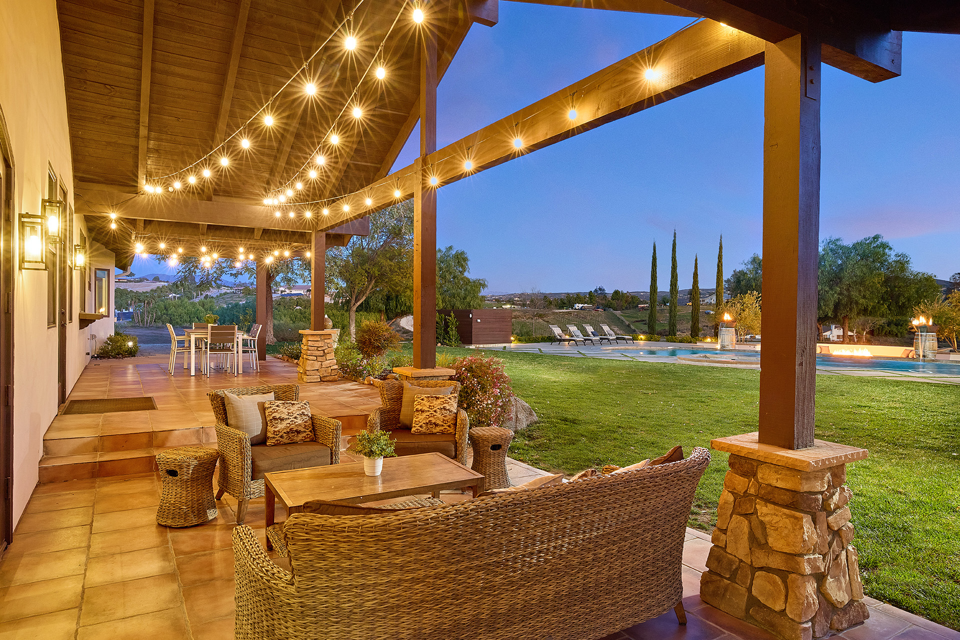 Temecula, California, 92592, United States, 5 Bedrooms Bedrooms, ,4 BathroomsBathrooms,Residential,Forsale,1941476