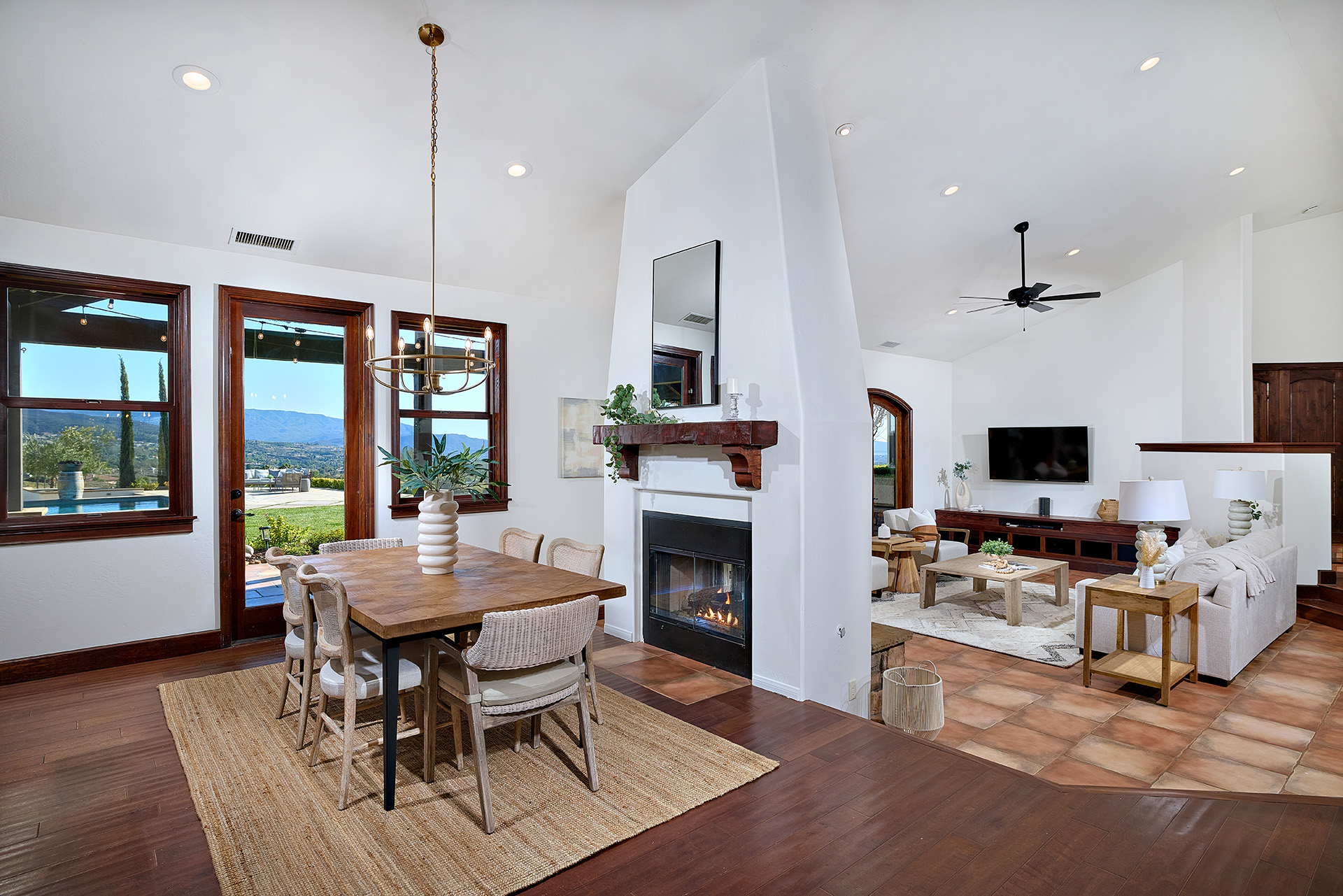 Temecula, California, 92592, United States, 5 Bedrooms Bedrooms, ,4 BathroomsBathrooms,Residential,Forsale,1941476