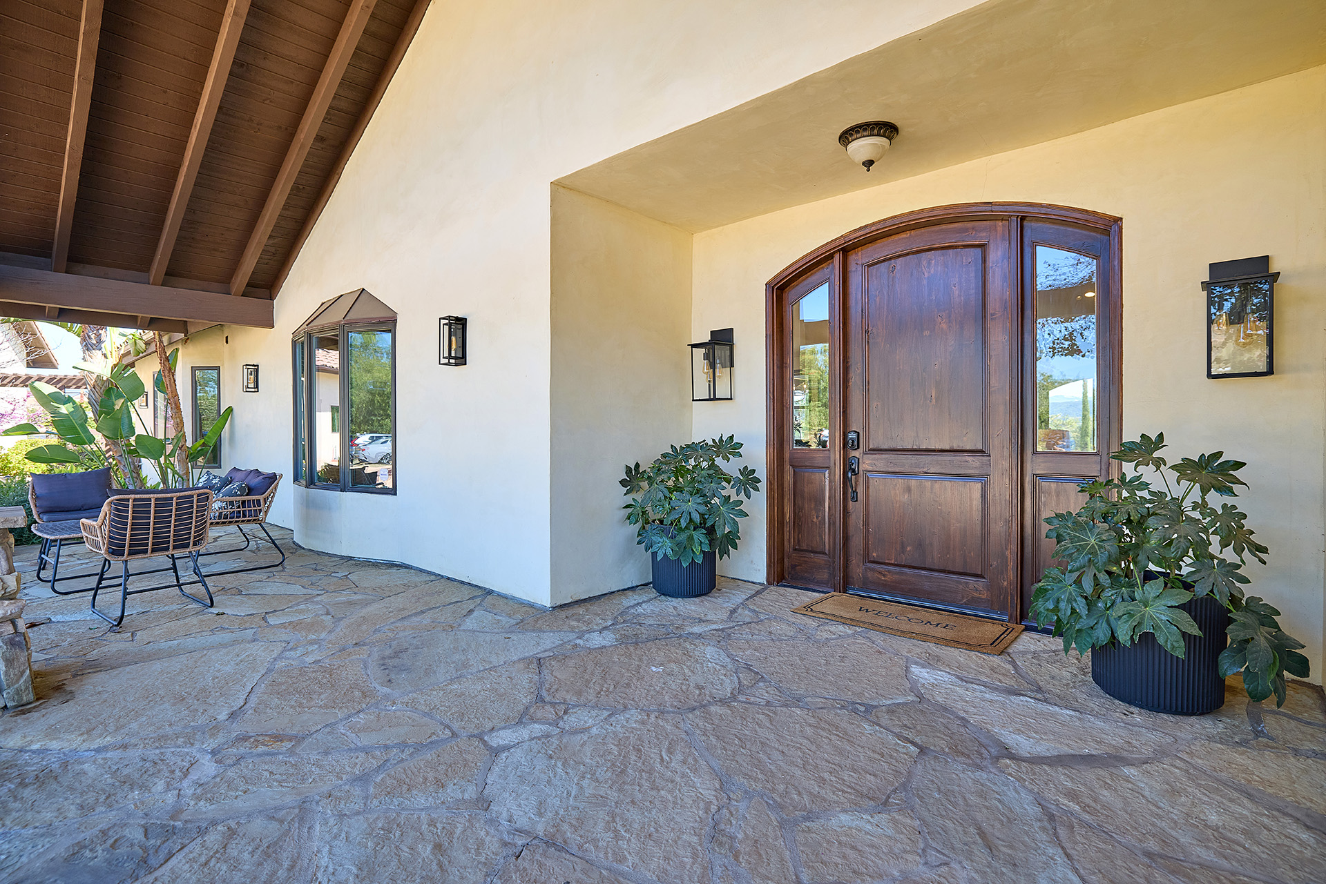 Temecula, California, 92592, United States, 5 Bedrooms Bedrooms, ,4 BathroomsBathrooms,Residential,Forsale,1941476