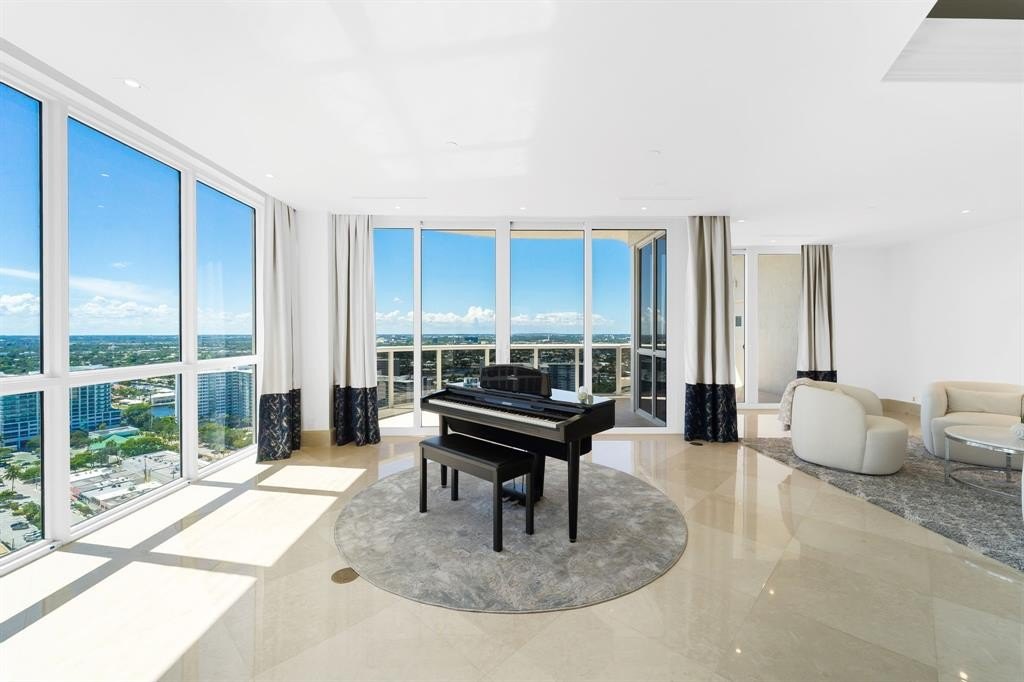 Fort Lauderdale, Florida, 33308, United States, 4 Bedrooms Bedrooms, ,4.5 BathroomsBathrooms,Residential,Forsale,1951901