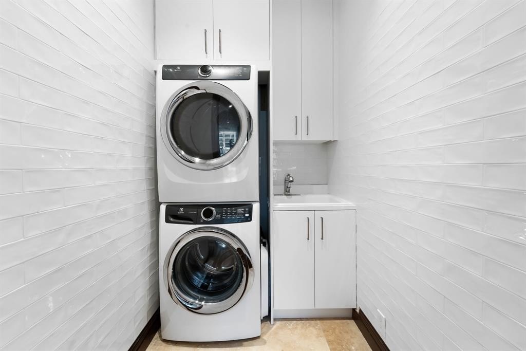 Fort Lauderdale, Florida, 33308, United States, 4 Bedrooms Bedrooms, ,4.5 BathroomsBathrooms,Residential,Forsale,1951901