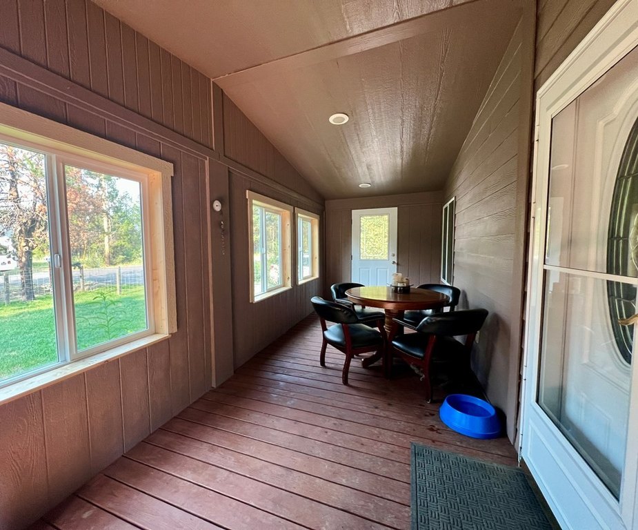 Donnelly, Idaho, 83615, United States, 3 Bedrooms Bedrooms, ,1.5 BathroomsBathrooms,Residential,Forsale,1946179