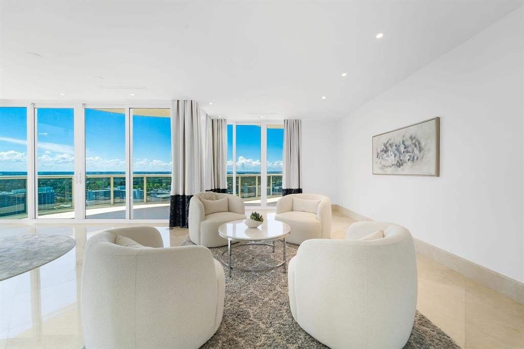 Fort Lauderdale, Florida, 33308, United States, 4 Bedrooms Bedrooms, ,4.5 BathroomsBathrooms,Residential,Forsale,1951901