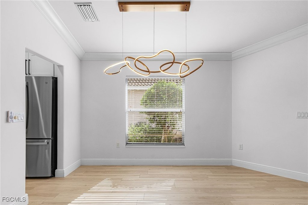 Fort Myers, Florida, 33913, United States, 3 Bedrooms Bedrooms, ,2 BathroomsBathrooms,Residential,Forsale,1954228