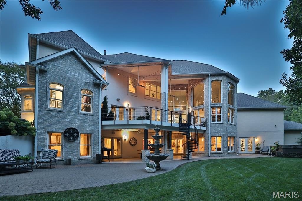 Edwardsville, Illinois, 62025, United States, 5 Bedrooms Bedrooms, ,6.5 BathroomsBathrooms,Residential,Forsale,1944128
