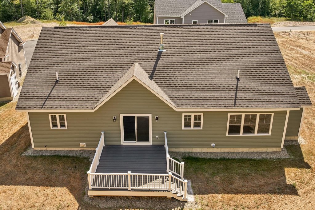 Laconia, New Hampshire, 03246, United States, 3 Bedrooms Bedrooms, ,2.5 BathroomsBathrooms,Residential,Forsale,1952893