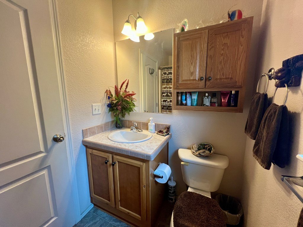 Donnelly, Idaho, 83615, United States, 3 Bedrooms Bedrooms, ,1.5 BathroomsBathrooms,Residential,Forsale,1946179