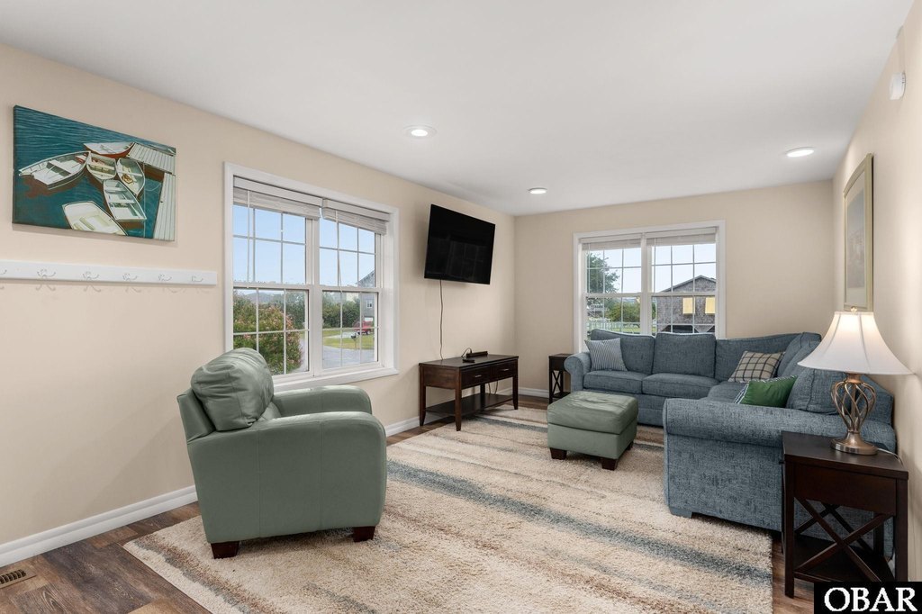 Nags Head, North Carolina, 27959, United States, 4 Bedrooms Bedrooms, ,4 BathroomsBathrooms,Residential,Forsale,1964353