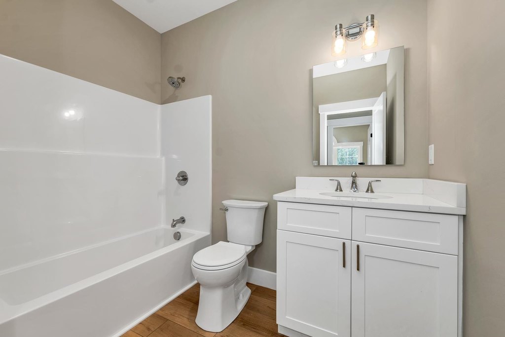 Laconia, New Hampshire, 03246, United States, 3 Bedrooms Bedrooms, ,2.5 BathroomsBathrooms,Residential,Forsale,1952893