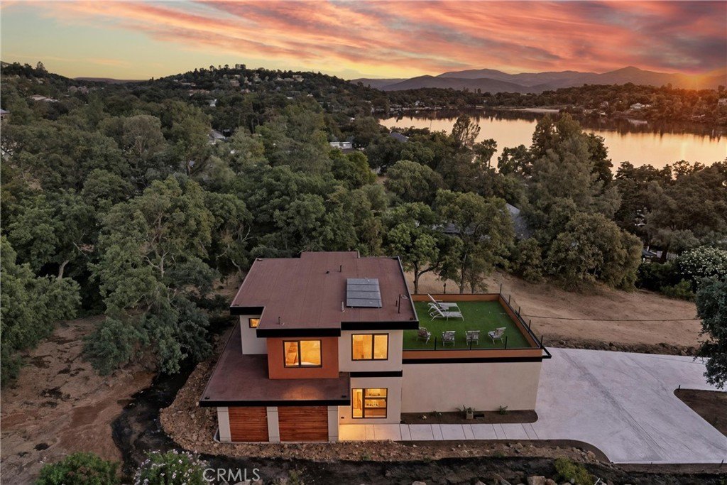 Hidden Valley Lake, California, 95467, United States, 3 Bedrooms Bedrooms, ,2.5 BathroomsBathrooms,Residential,Forsale,1953119